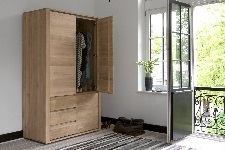 Ethnicraft Oak Shadow Dresser - Kleiderschrank